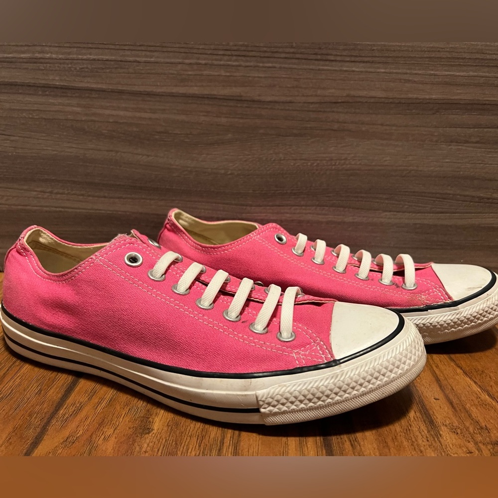 pink converse low 8.5